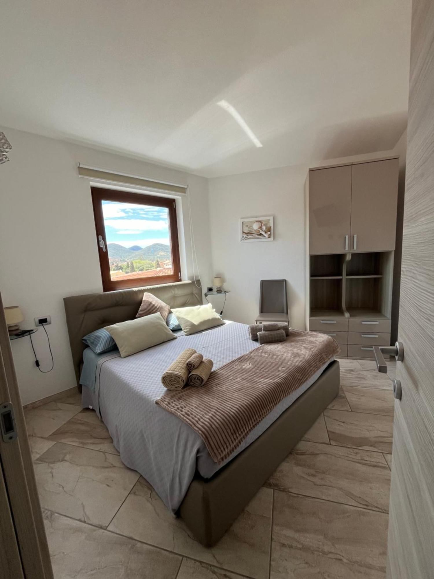 B&B Florian San Teodoro  Bagian luar foto