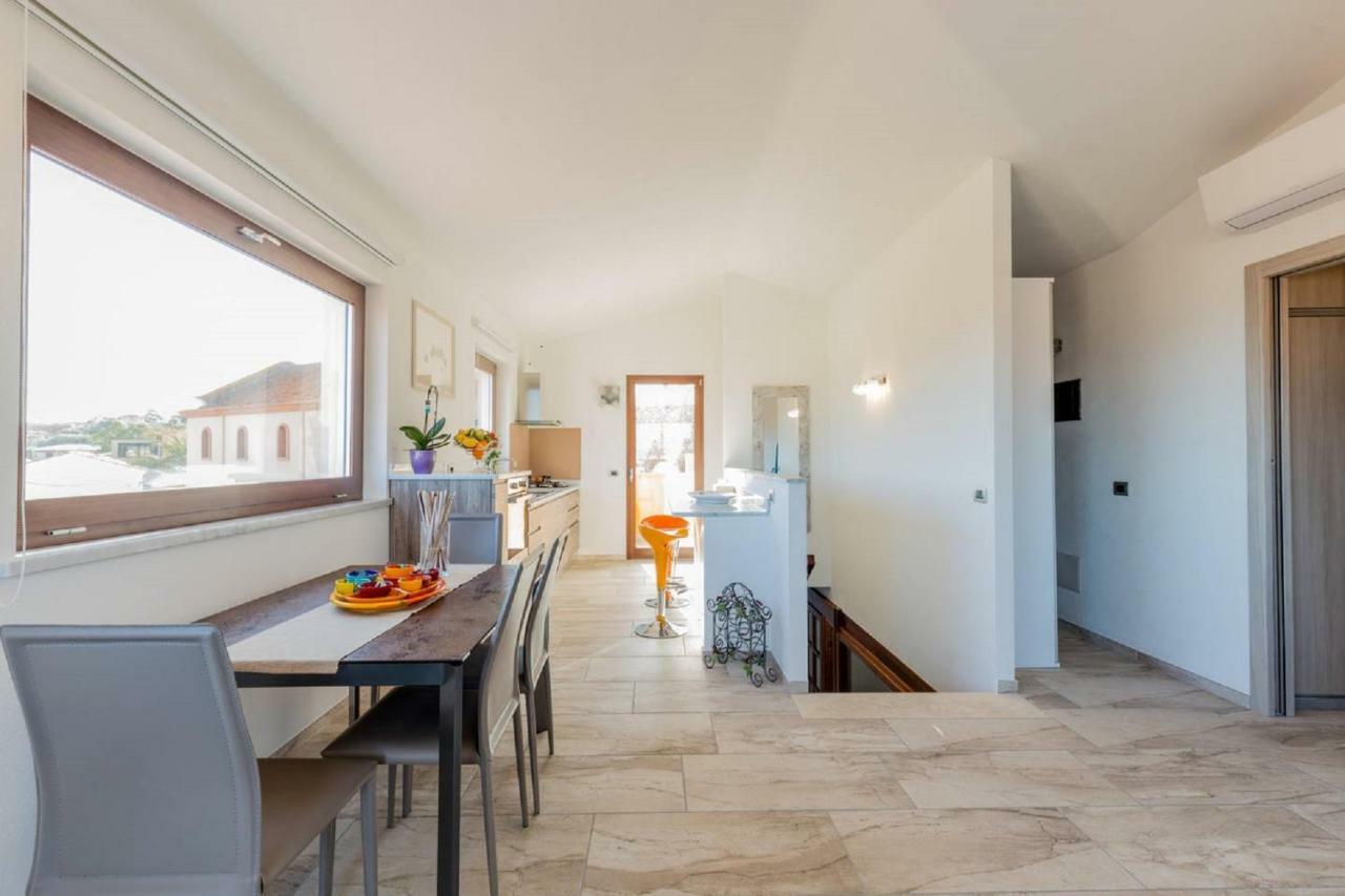 B&B Florian San Teodoro  Bagian luar foto